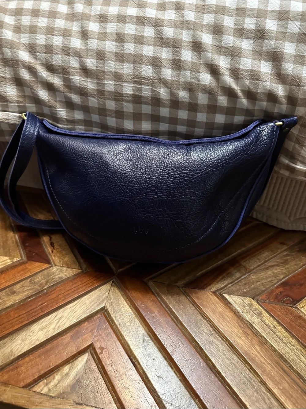 Portland Leather Koala Sling Bag in Cobalt